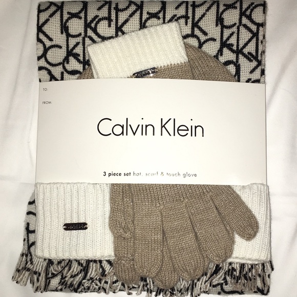 Calvin Klein Accessories - Calvin Klein Hat, Scarf & Touch Glove Set